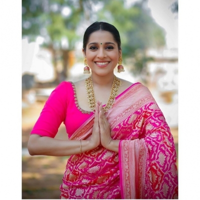 Rashmi Gautam Photos - 9 of 9