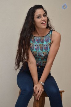 Ravneet Kaur Latest Photos - 6 of 42