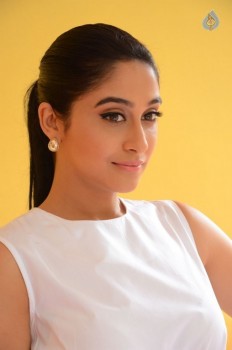 Regina Cassandra New Stills - 27 of 41