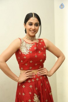 Regina Cassandra Photos - 42 of 41