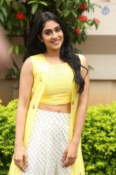 Regina Cassandra Photos - 30 of 61