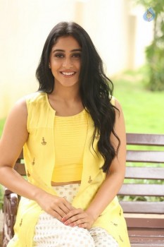 Regina Cassandra Photos - 40 of 61