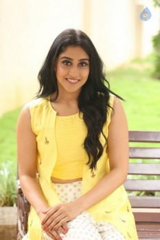 Regina Cassandra Photos - 43 of 61