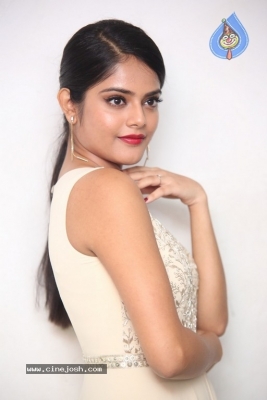 Riddhi Kumar New Images - 9 of 21