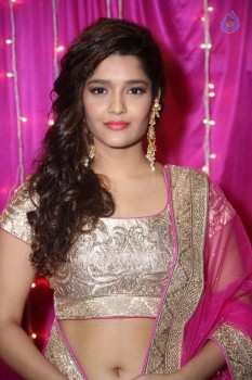 Ritika Singh at Zee Telugu Apsara Awards - 2 of 33
