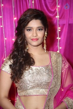 Ritika Singh at Zee Telugu Apsara Awards - 17 of 33