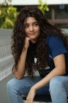 Ritika Singh Latest Photos - 9 of 34