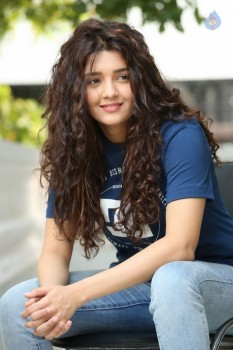 Ritika Singh Latest Photos - 18 of 34