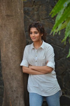 Ritika Singh New Photos - 12 of 21