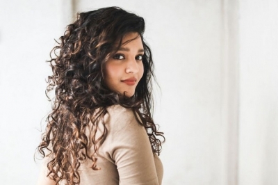 Ritika Singh Stills - 1 of 18