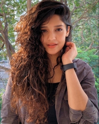 Ritika Singh Stills - 7 of 18