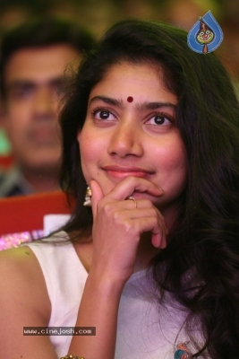 Sai Pallavi New Gallery - 5 of 21