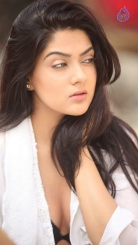 Sakshi Chaudhary Pics - 5 of 9