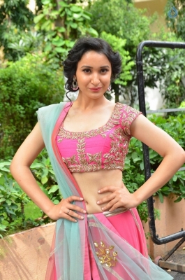 Sakshi Kakkar New Stills - 8 of 33