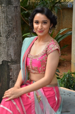 Sakshi Kakkar New Stills - 20 of 33