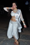 Saloni Photos - 17 of 49