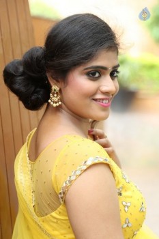 Samatha Latest Photos - 4 of 34