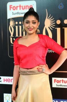 Samyukta Hamod at IIFA Utsavam 2017 - 16 of 32