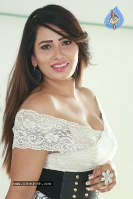 Sanjana Naidu Photos - 15 of 21
