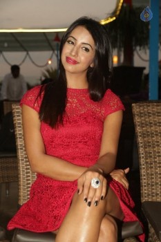 Sanjjanaa Latest Photos - 5 of 39