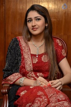 Sayyeshaa New Photos - 22 of 42