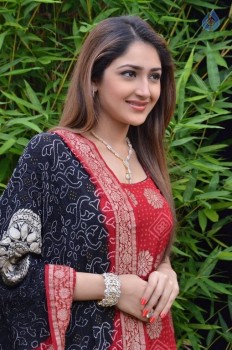 Sayyeshaa New Photos - 39 of 42