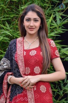 Sayyeshaa New Photos - 41 of 42