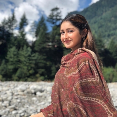 Sayyeshaa Photos - 6 of 12