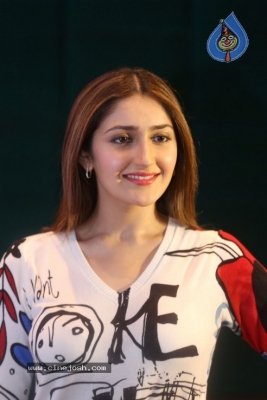 Sayyeshaa Saigal Photos - 11 of 21