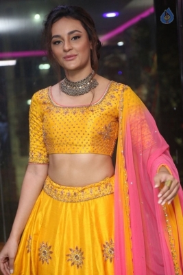 Seerat Kapoor New Gallery - 13 of 21