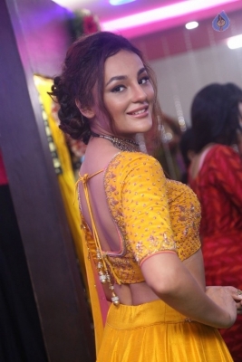 Seerat Kapoor New Gallery - 17 of 21