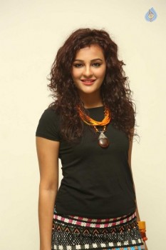 Seerat Kapoor New Photos - 21 of 52