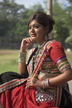 Sejal Mandavia Navratri Photo Shoot - 4 of 21