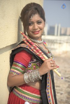 Sejal Mandavia Navratri Photo Shoot - 12 of 21