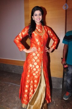 Shamili New Stills - 7 of 35