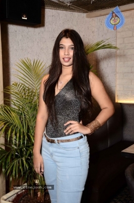 Sharon Sugatekar Images - 7 of 14