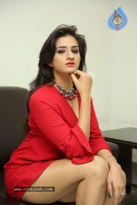 Sheetal Kapoor Photos - 5 of 18
