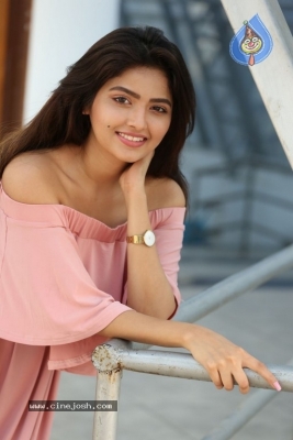 Shirin Kanchwala Photos - 44 of 53