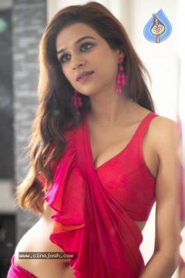 Shraddha Das New Photos - 6 of 6