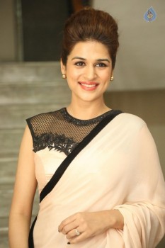 Shraddha Das Photos - 20 of 42
