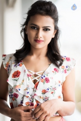 Shraddha Srinath Latest Photos - 11 of 35