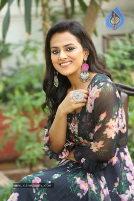 Shraddha Srinath Photos - 5 of 21