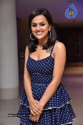 Shraddha Srinath Photos - 20 of 21