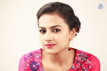 Shraddha Srinath Photos - 24 of 24