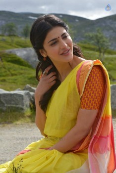 Shruti Haasan New Stills - 3 of 30