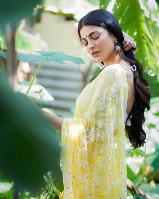 Shruti Haasan Photos - 3 of 3