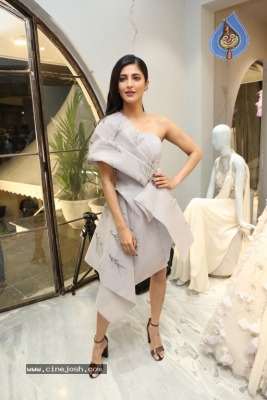 Shruti Haasan Photos - 15 of 20