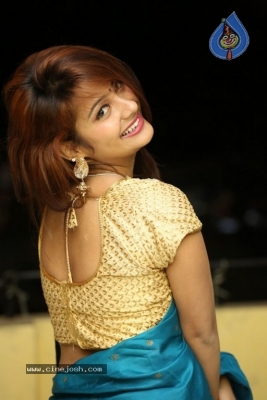 Shubhangi Pant Stills - 15 of 26