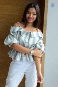 Shweta Basu Prasad New Pics - 6 of 42