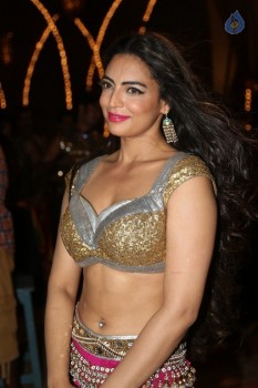 Shweta Bhardwaj Photos - 22 of 54